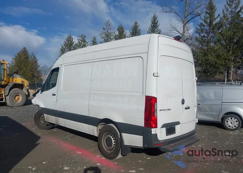2023 Mercedes-Benz Sprinter 1500 Standard Roof 4-Cyl Gas z USA, uszkodzony, nr VIN W1Y70BGY1PT143873